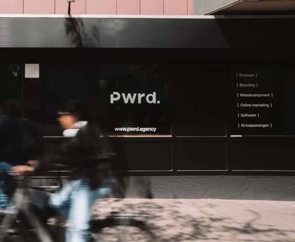 Buitenkant van het PWRD. kantoor aan Hertogstraat 38 in Eindhoven